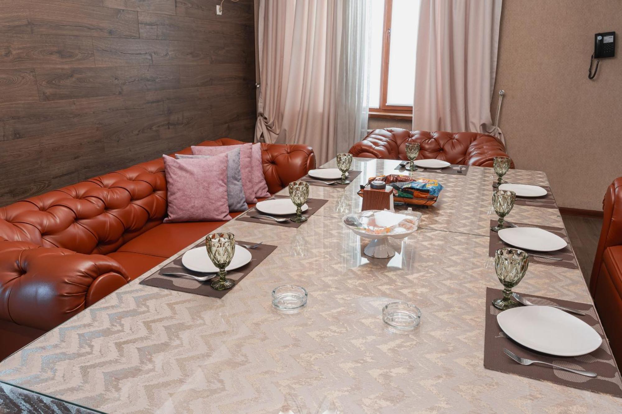 Altair Hotel Çimkent Dış mekan fotoğraf