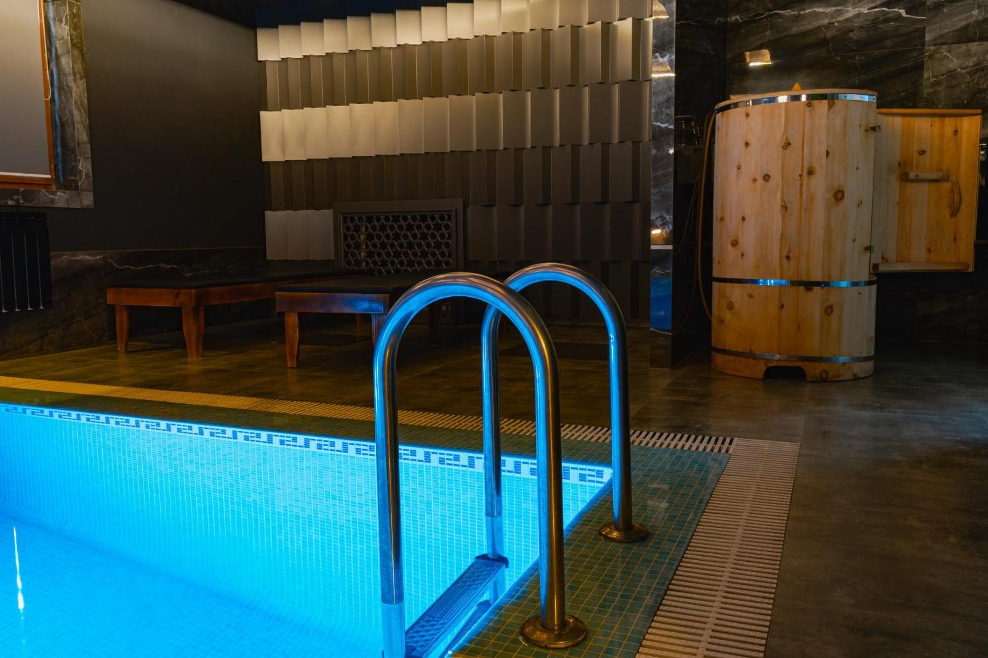 Altair Hotel Çimkent Dış mekan fotoğraf