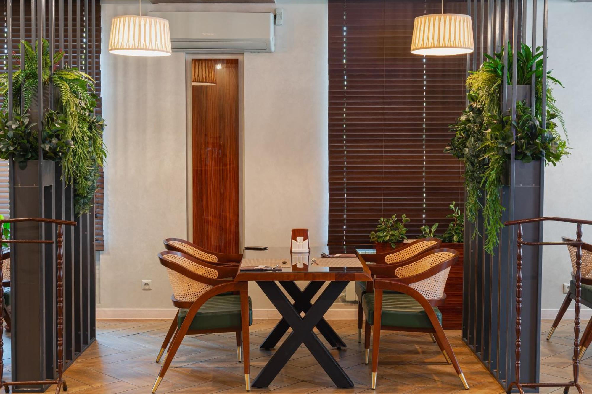 Altair Hotel Çimkent Dış mekan fotoğraf