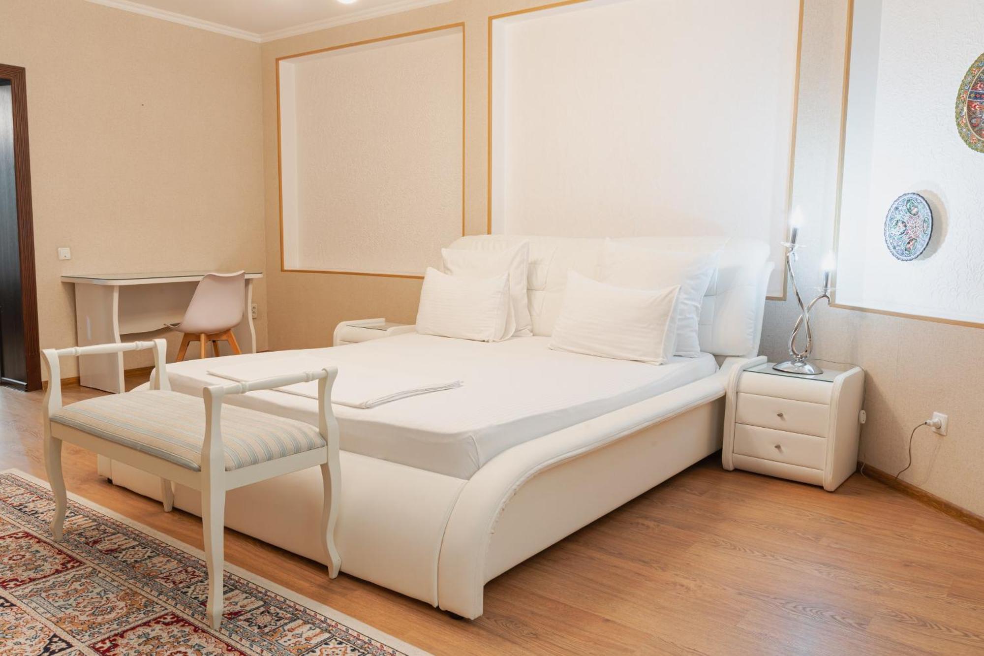 Altair Hotel Çimkent Dış mekan fotoğraf
