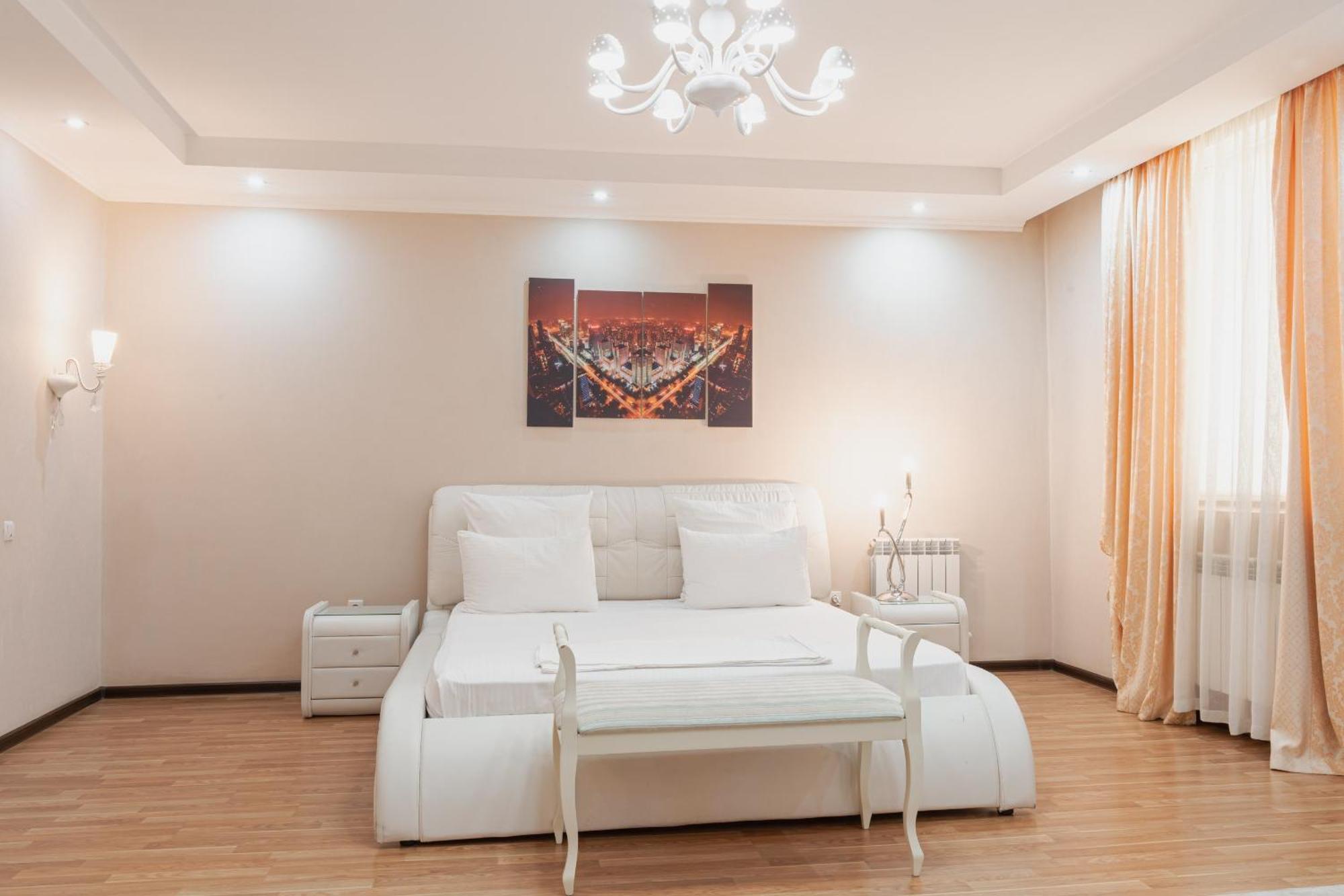 Altair Hotel Çimkent Dış mekan fotoğraf