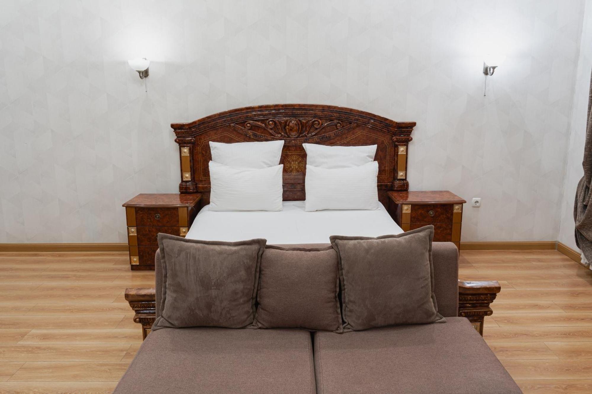 Altair Hotel Çimkent Dış mekan fotoğraf