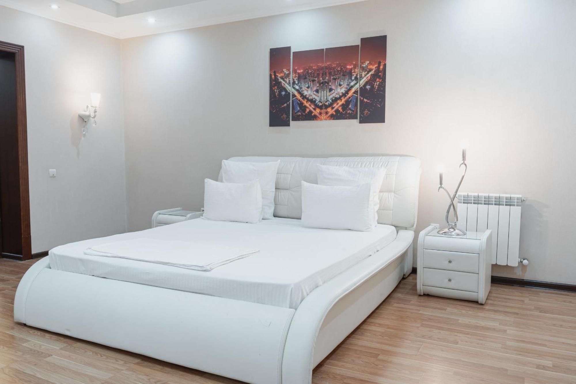 Altair Hotel Çimkent Dış mekan fotoğraf